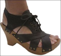 Amust tr�sko sandal, sort