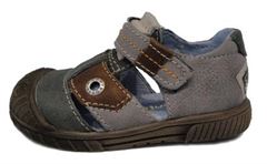 BabyBotte Tang drengesandaler med lukket h�l og rem foran t�erne, m�rkegr�